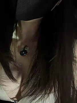 Lucky-cat88 Show in webcam