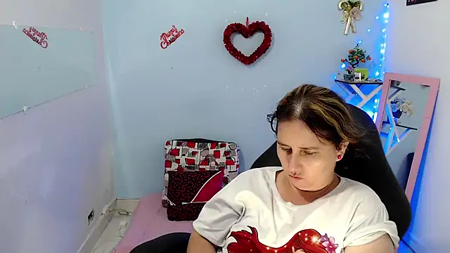 victoria_jones Adlı Modelin Canlı XXX Sohbeti