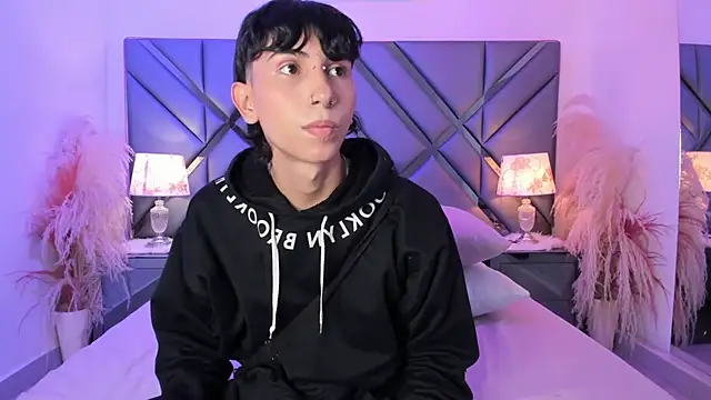 Chat XXX Live Milan_LewisS