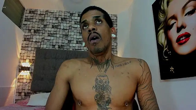 raven__crow's Webcam Show