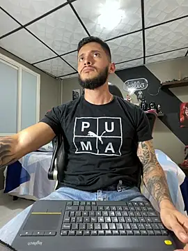 marcel_crawford96のライブXXXチャット