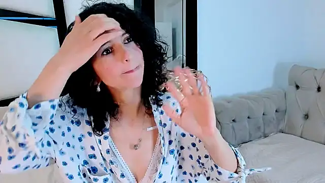 AriannaRussell_ 라이브 XXX 채팅