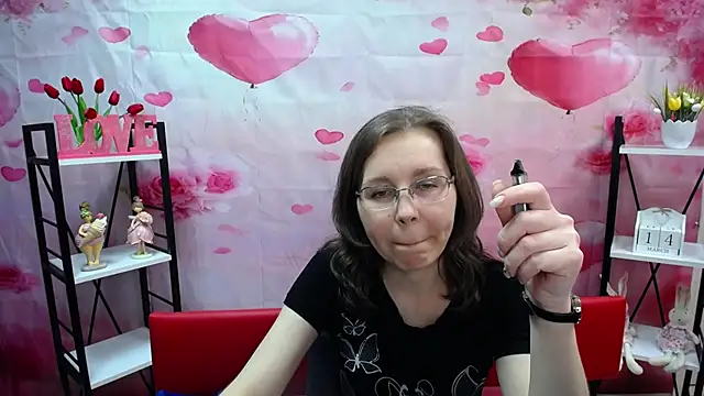 DaisyEdit Adlı Modelin Canlı XXX Sohbeti