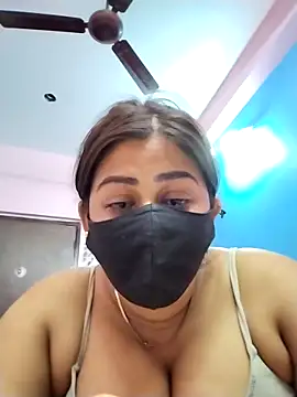 pinkihot23 Adlı Modelin Web Kamerası Şovu