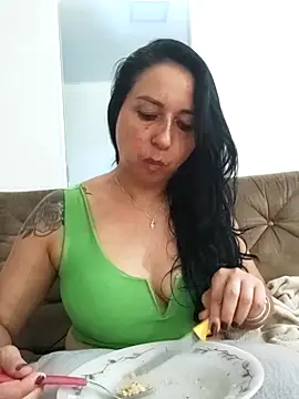 SniffyLancersn Live XXX chat