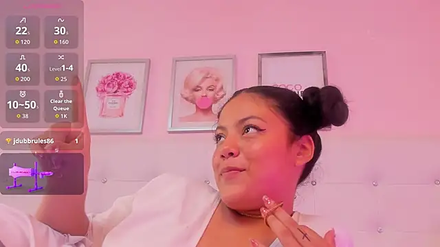 Chatroom XXX en direct de JennaMooree