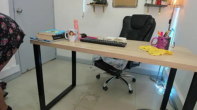 Stefy_cg Chat XXX in diretta