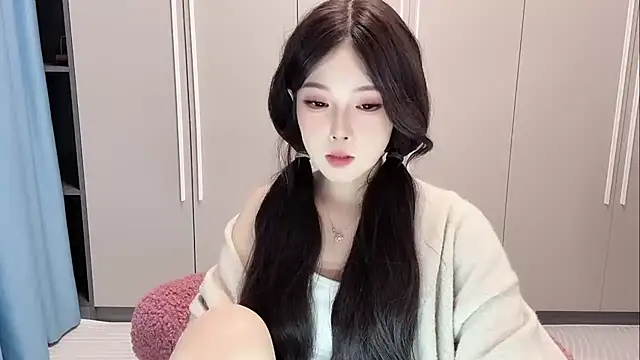 Sjbnmyxm Chat XXX in diretta