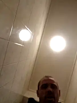 Pavelbure77のライブXXXチャット