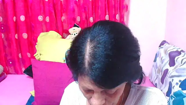 Živý XXX chat SLUTTYROXY