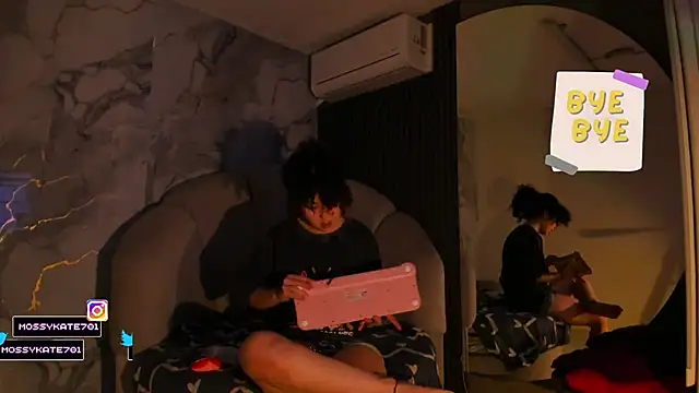 Chat XXX en directo de Katemoss70