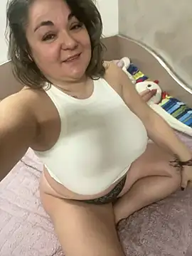 MikyVesela: онлайн-секс-чат