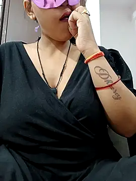 Shivani_hotty's Live XXX Chat