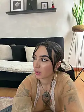 EmmyEvans1 él ő XXX-chatje