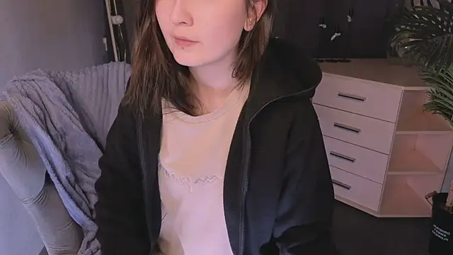 avrora_shy_'s Live XXX Chat