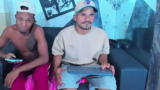 Latins_on_fire Webcamshow