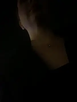 KrisMagnoly Chat XXX live