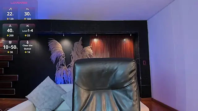 Alicee_Broownn élő XXX-chatje