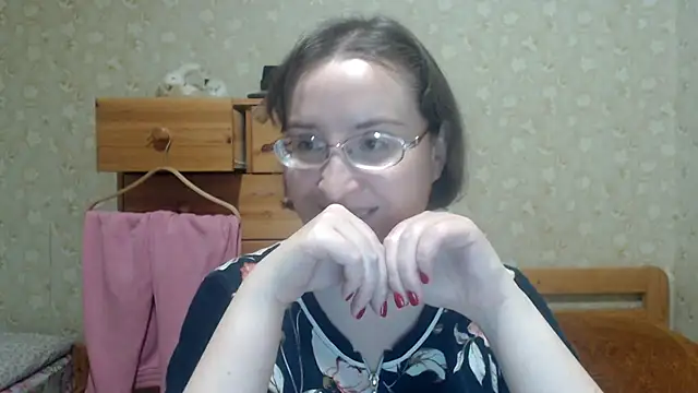 Smart_Rose Adlı Modelin Canlı XXX Sohbeti