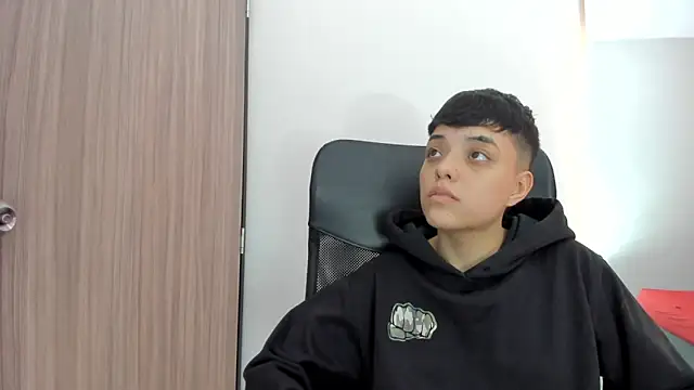 ariloe_quintero Show Webcam