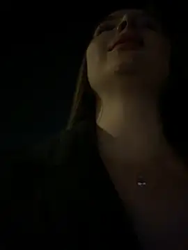 KrisMagnoly's Live XXX Chat