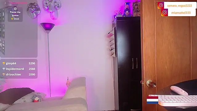 Chatroom XXX en direct de samara_veguz222