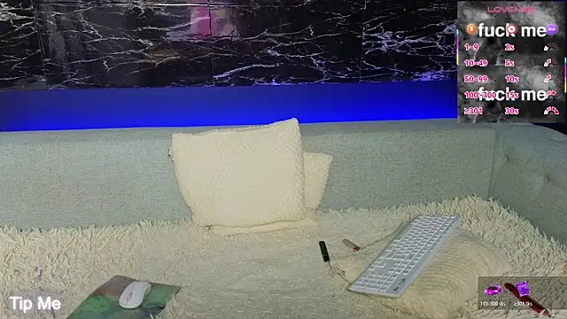 _YourSubmissive_ Adlı Modelin Canlı XXX Sohbeti