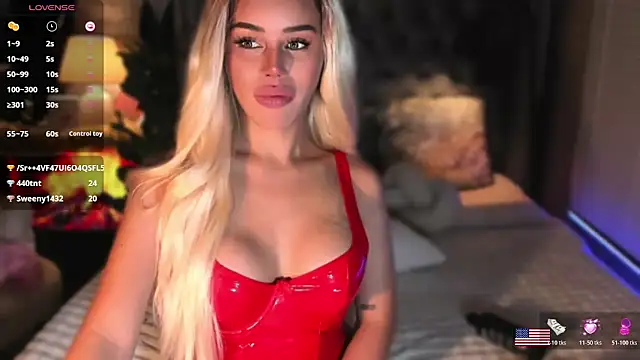 ZyraGoddes Show Webcam