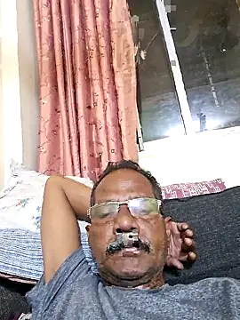 Maddymissile Adlı Modelin Web Kamerası Şovu