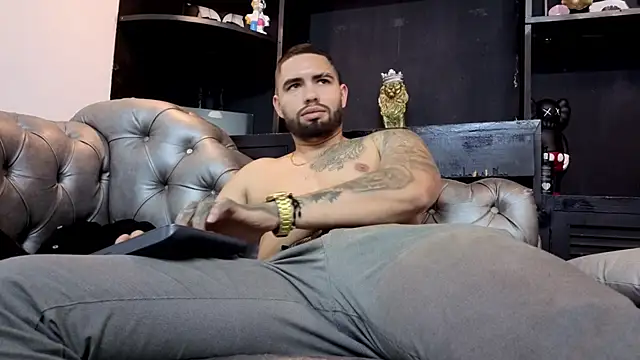 matteosantos 现场XXX聊天