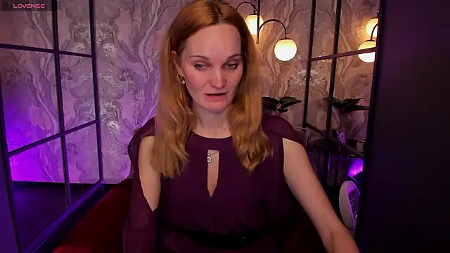 Chat XXX ao vivo de SaraSubtlety