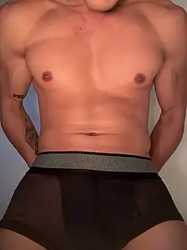 XXX chat uživo modela gooodboiii