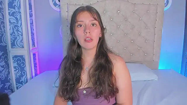 emma_pink__'s Live XXX Chat