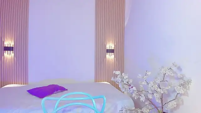 VioletHall2: απευθείας συνομιλία ΧΧΧ