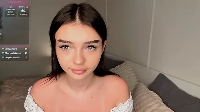 ElizaMeown Webbikameraesitys