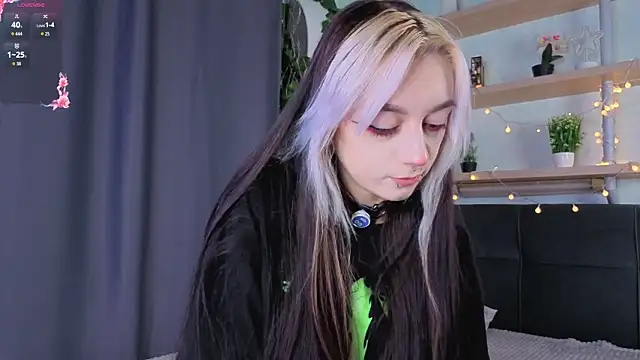 TristaRoht's Live XXX Chat