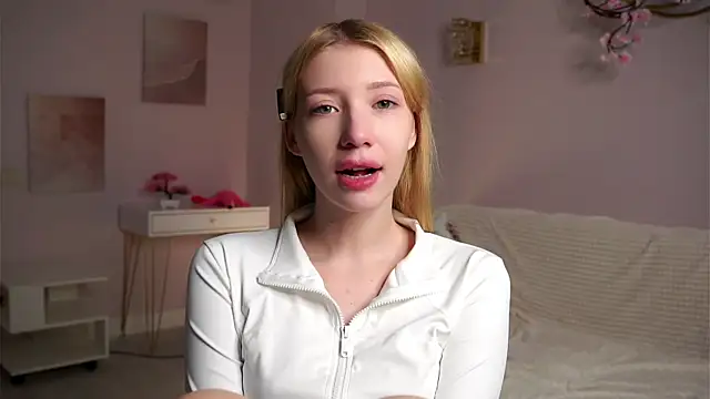 SunnivaCovil: απευθείας συνομιλία ΧΧΧ