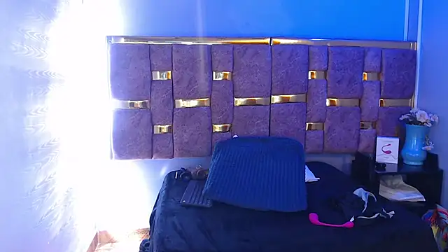 shantall_05 Live XXX-Chat