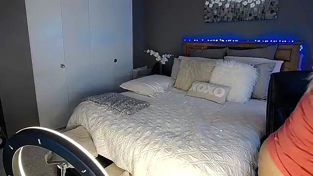 Lenaxox – Naživo XXX chat