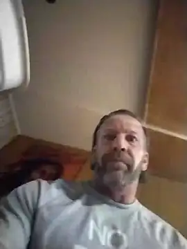 AceticPinscher Live XXX-chat