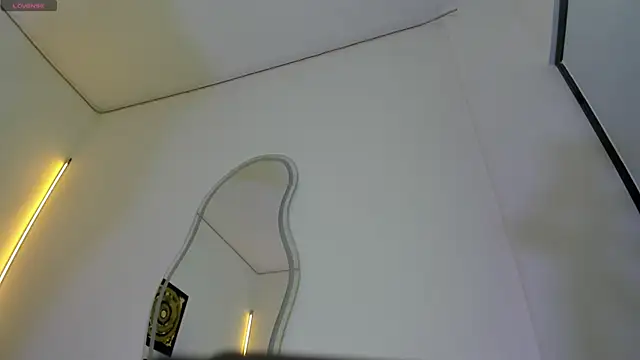 bombom_cutee Webcam-Show