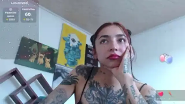 ZoeBakers_ – Naživo XXX chat