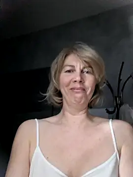 دردشة stellahere8 الجنسية المباشرة