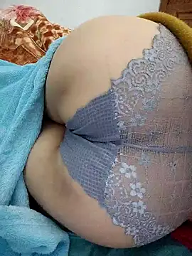 XXX chat uživo modela Haralushiaaa