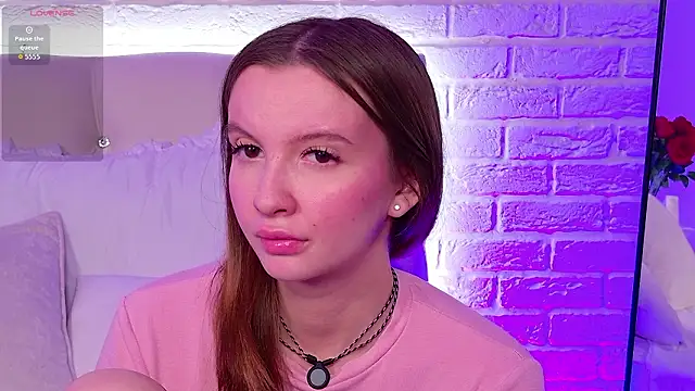 Layla_Bloom Chat XXX live