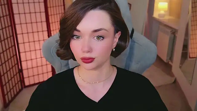 AvaFlower's Live XXX Chat