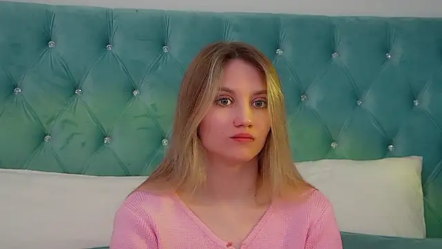 StacyEvances' Live XXX Chat