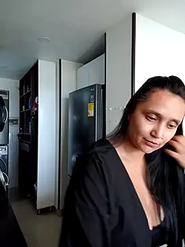 Esmeralda333's Live XXX Chat