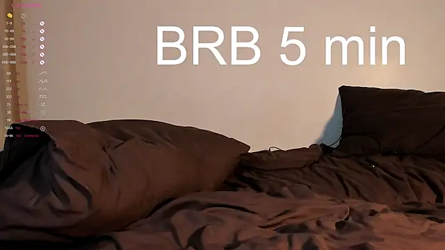 Emilia_mala's Live XXX Chat