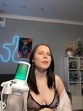 JinxMoon Adlı Modelin Canlı XXX Sohbeti